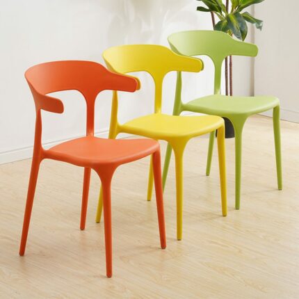 Simple Nordic Back Chair 2