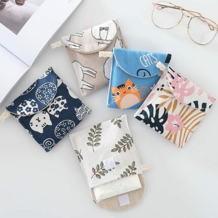 Cute sanitary napkin storage bag (8)