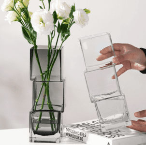  Transparent Glass Vase 2
