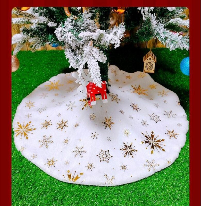 white christmas tree skirt 3