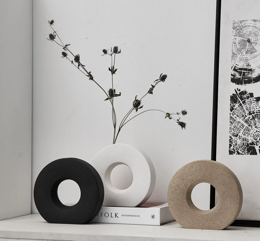 White Circle Ceramic Flower Vases 1